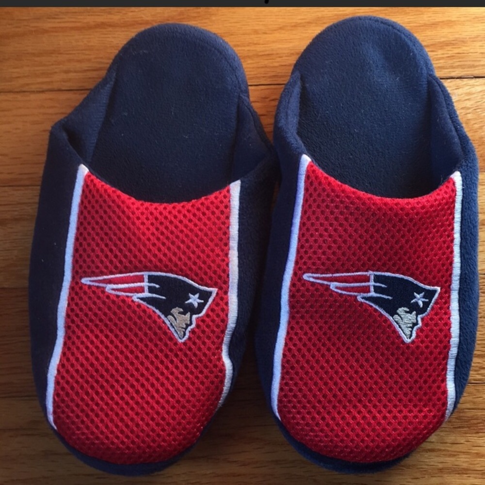 EUC Patriots Slippers